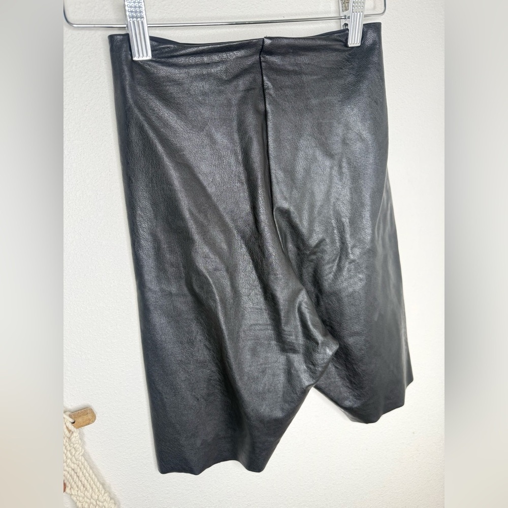 Commando Faux Leather Bike Shorts Black Women’s Small NWT High Rise Biker - Picture 6 of 8